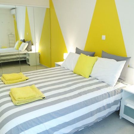 Design Apartment In The City Of Athene Buitenkant foto